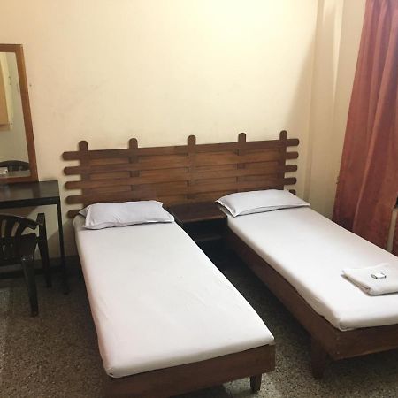 Nellimoottil Guest House Kottayam Quarto foto